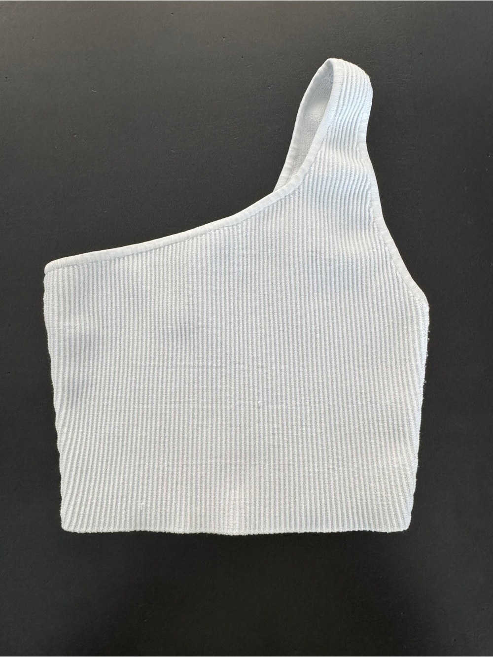Babaton Light Gray Ribbed One-Shoulder Crop Top